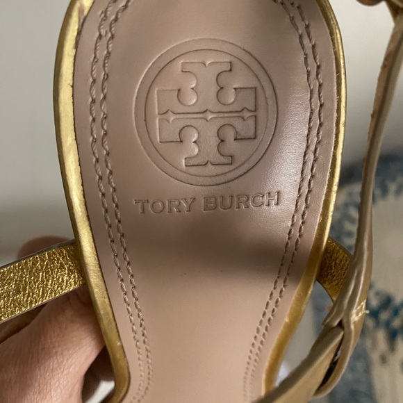 🌺 RARE TORY BURCH GOLD SANDALS 🌺 - Picture 15 of 16
